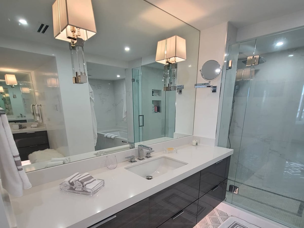 Frameless Glass Shower & Vanity