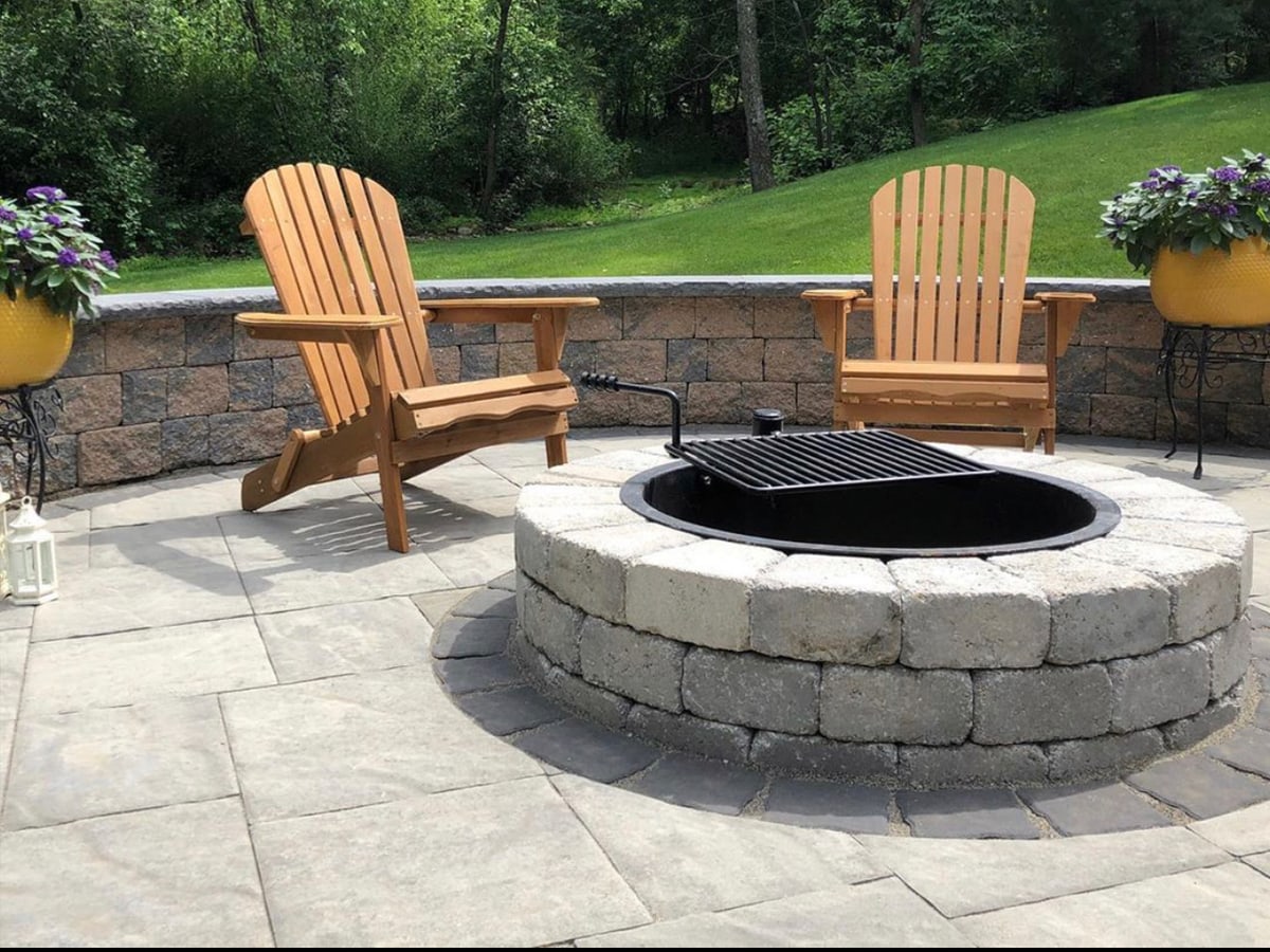 Fire Pit & Seating Area